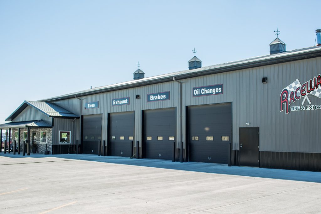 Local-Iowa-Pro-Line-Built-Auto-Shop