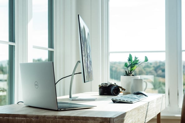 clean-white-modern-home-office-space