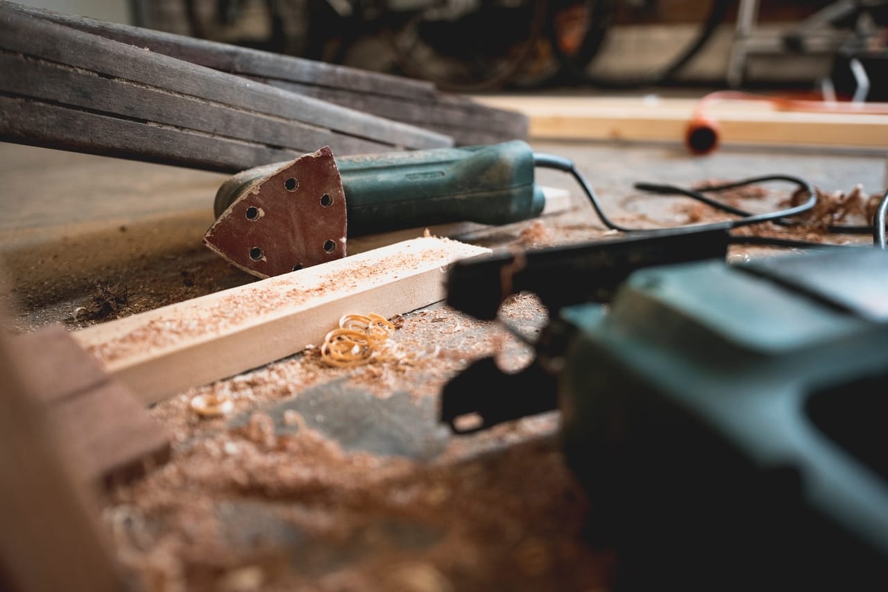 wood-construction-tools